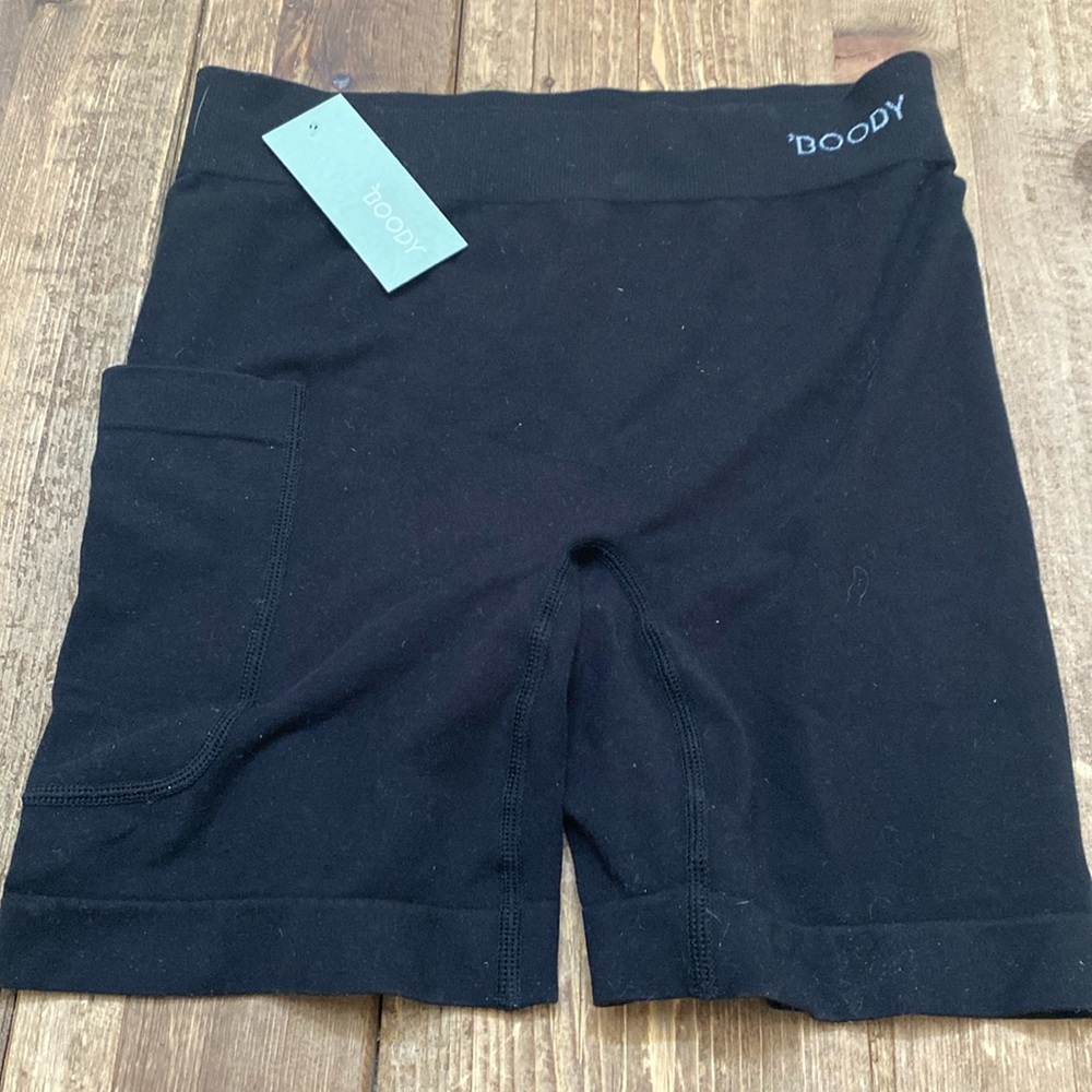 Boody seam free undershort with pocket 6” medium black